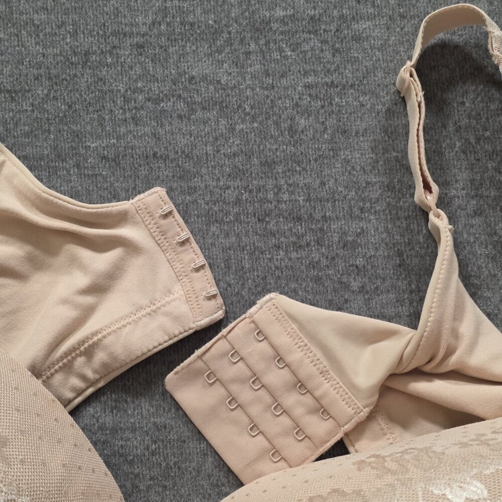 Vanity Fair 38DD Beige Full Figure Bra 71262 Wireless Adjustable Straps Padded - Picture 7 of 11